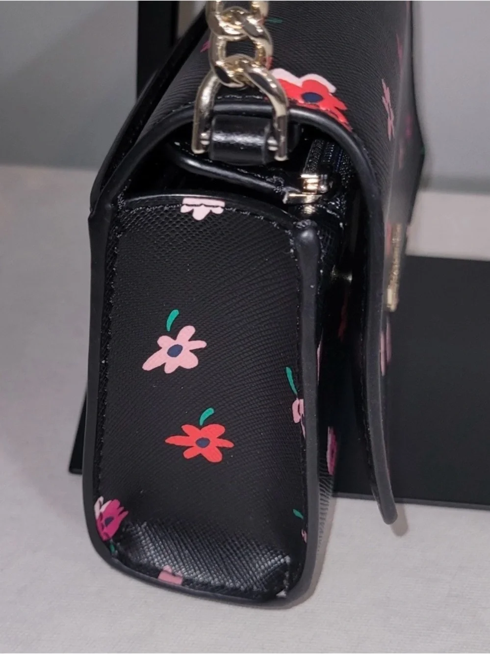 Kate Spade Staci Ditsy Buds Crossbody Bag Built-In Wallet Black Floral WLR00607